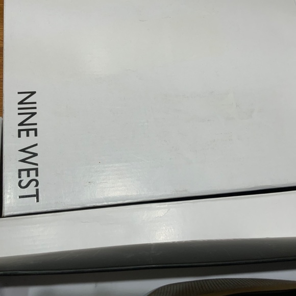 NINE WEST Jory 2 Stretch Booties Pointed toe Stiletto Heel Black Ankle Boots 8.5 - Picture 5 of 10